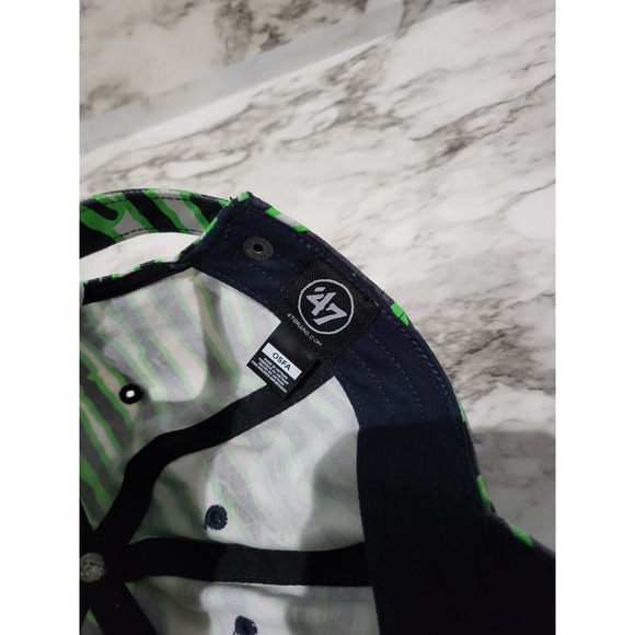 Seattle Seahawks Green/Black zebra hat NWT - Picture 8 of 8